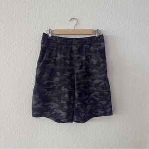 Lululemon- Men’s Black/Grey Camo Pace Breaker 9” Shorts- M